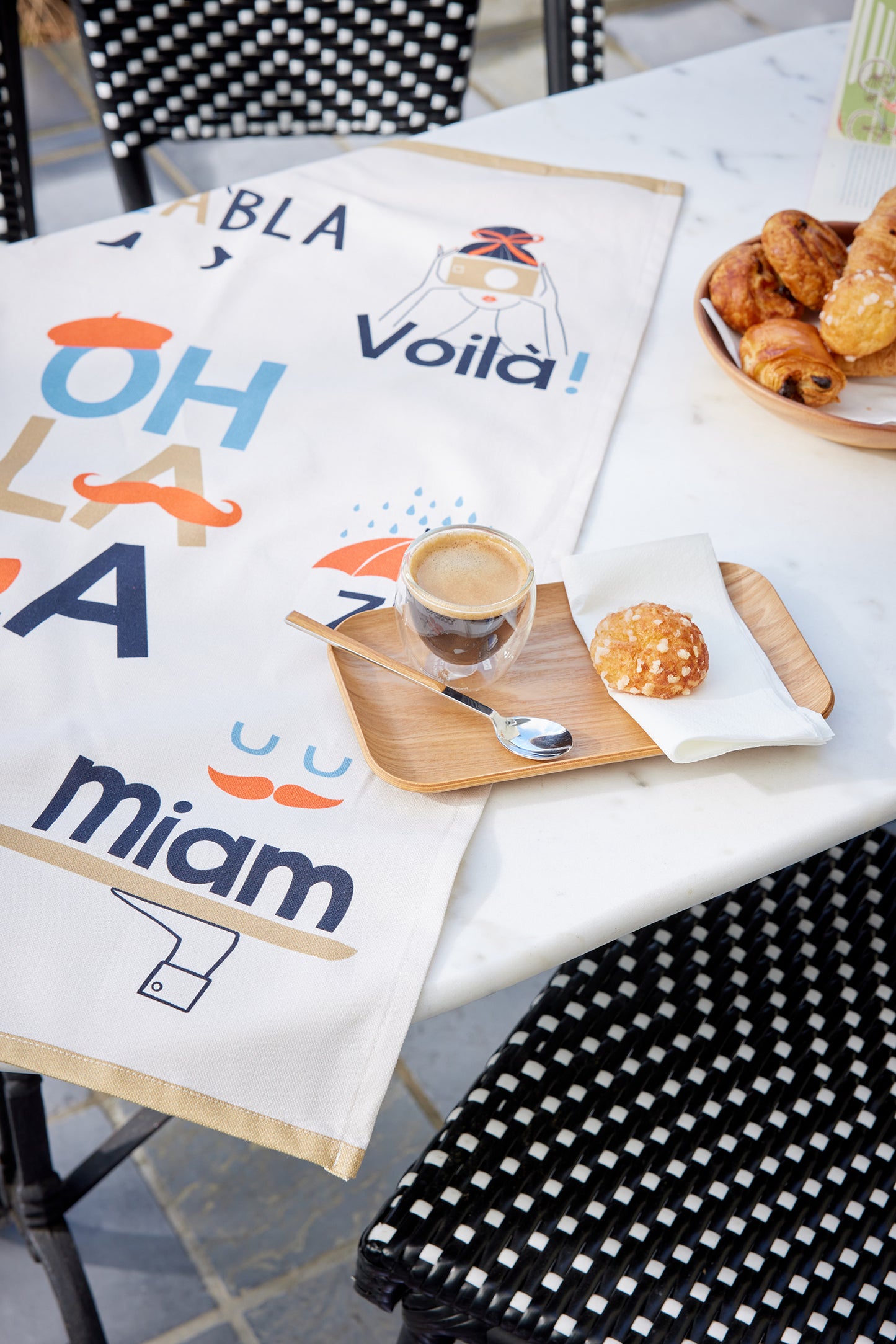 'Onomatopees' tea towel - ZUT! OH LA LA! and BLABLABLA!