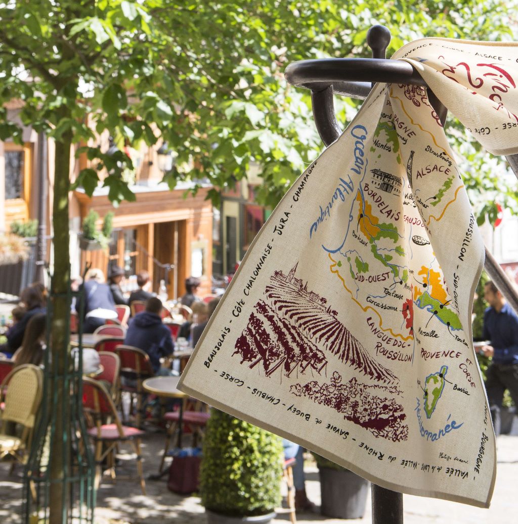 French wine tea towel showing a map of France and where celebrated wines come from - perfect for anyone who likes a tipple